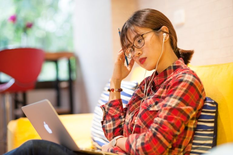 HỌC IELTS TẠI NHÀ