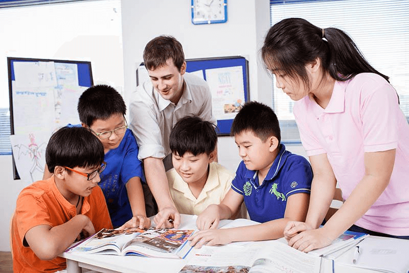 YOLA Junior giúp các bạn học sinh cải thiện kỹ năng tiếng Anh 7 tốt hơn