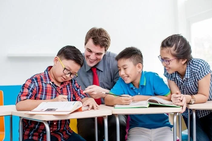Các em được hỗ trợ tối đa trong việc học Anh văn lớp 6 tại YOLA