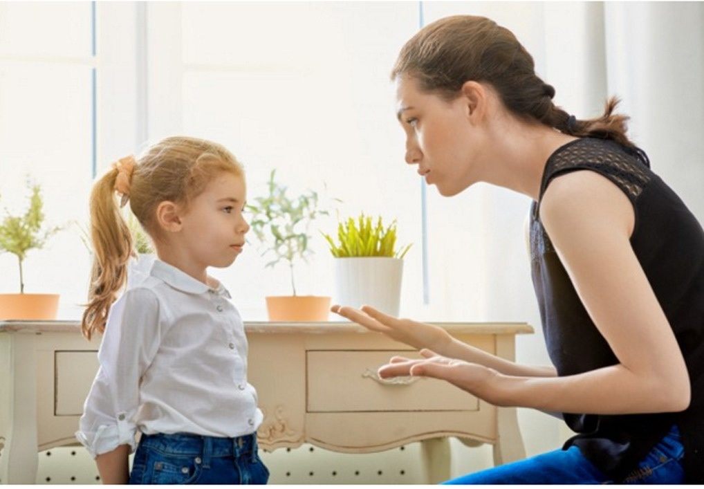 Ba mẹ thường thiếu kiên nhẫn khi dạy con trẻ 