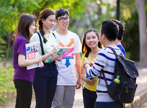 đừng ngại giao tiếp để nâng cao trình độ phát âm