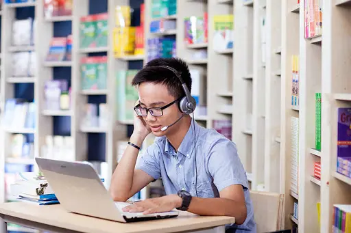 lắng nghe những gì mình đã nói giúp cải thiện phát âm