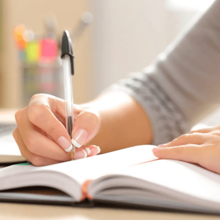 Một quy trình và chiến lược làm IELTS Flowchart Completion chuẩn hướng dẫn nhận diện đề, áp dụng scanning technique và process vocabulary hiệu quả để đạt điểm cao